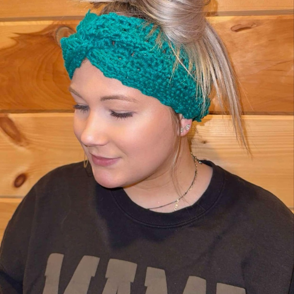 Hand-Crocheted Headband Primrose & Proper